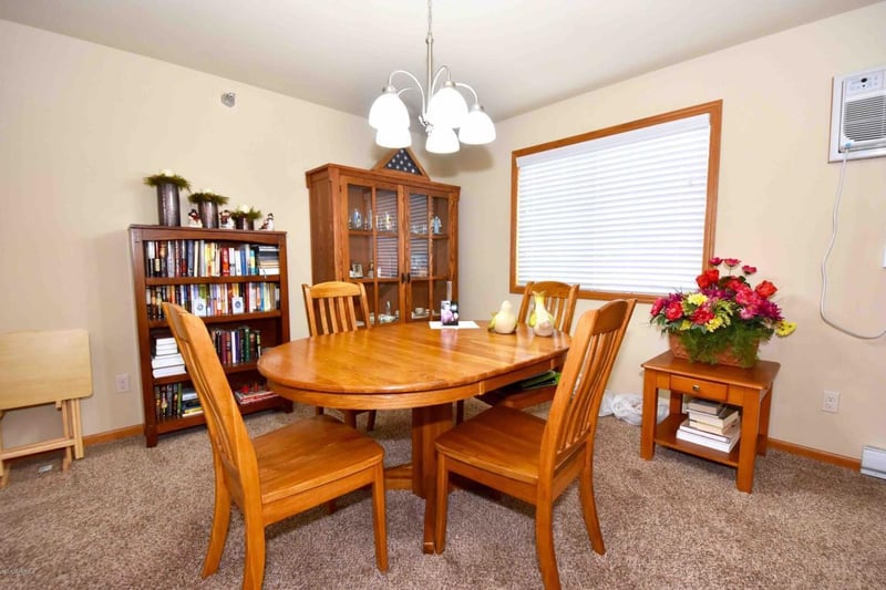3835 W 6th St, Winona, MN 55987