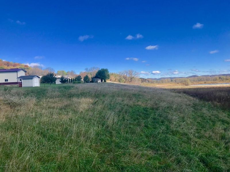 TBD County Rd P, Fountain City, WI 54629