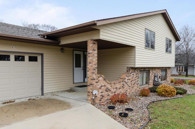 405 18th St SW, Rochester, MN 55902