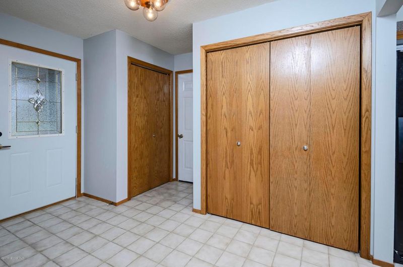 405 18th St SW, Rochester, MN 55902