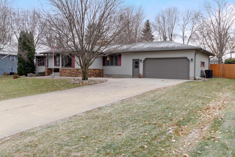 1104 4th St NW, Byron, MN 55920