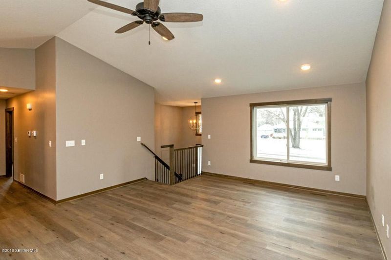 603 Strathmore Ln SE, Rochester, MN 55904