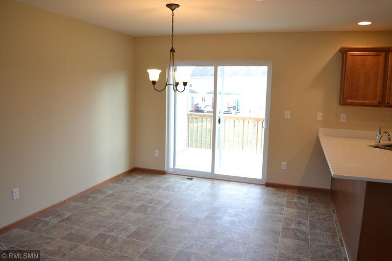 5088 61st St NW, Rochester, MN 55901