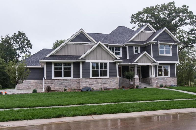 2966 Monarch Ln SW, Rochester, MN 55902