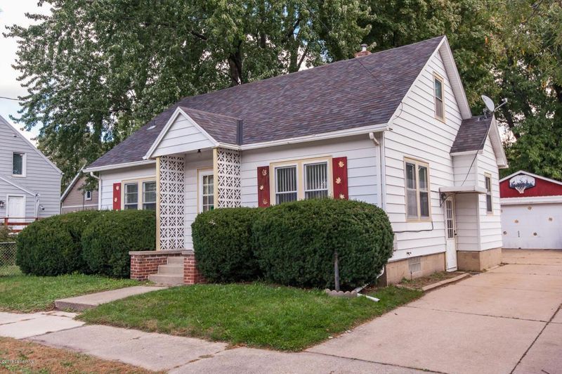 712 12th Ave SE, Rochester, MN 55904