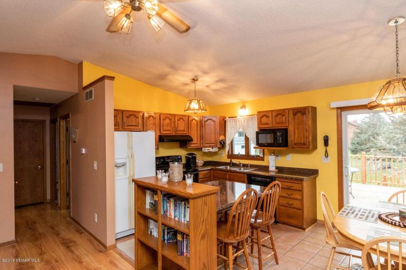 501 9th Ave NW, Byron, MN 55920