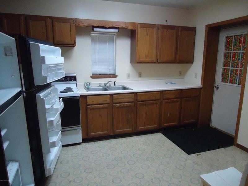 330 E Belvidere Ave, Kellogg, MN 55945