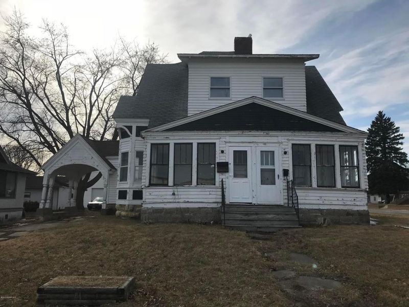 100 S Washington Ave, Spring Valley, MN 55975
