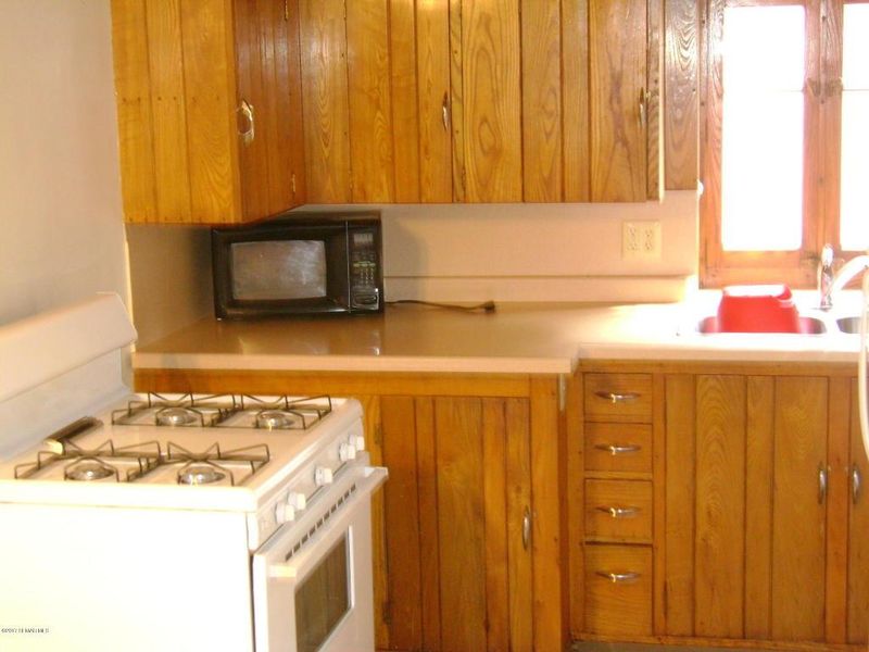 612 Main St, Winona, MN 55987