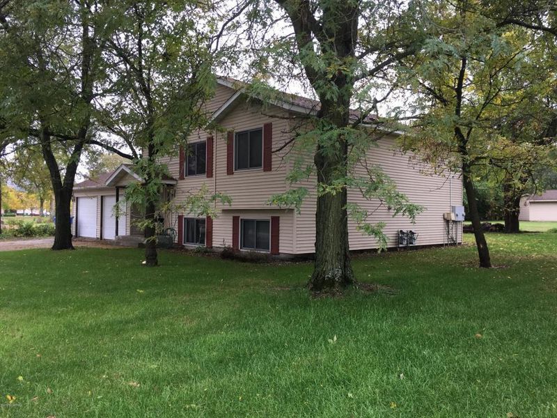1857 W 5th St, Winona, MN 55987