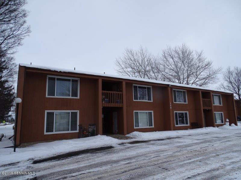 118120 1st St E, Stewartville, MN 55976