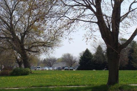201 14th St NW, Austin, MN 55912