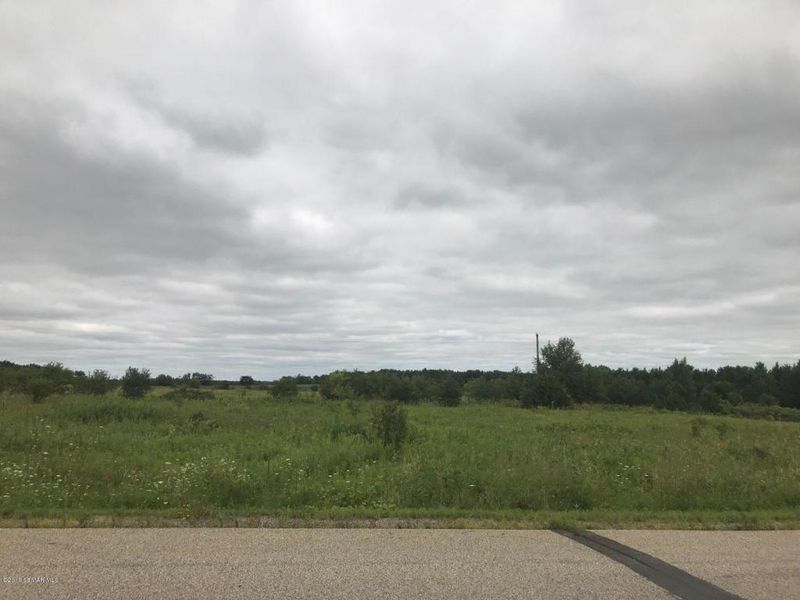 283 60th St SW, Rochester, MN 55902