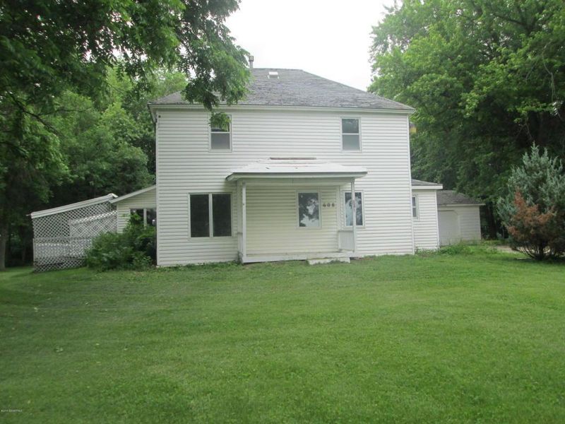608 Main St E, Dodge Center, MN 55927