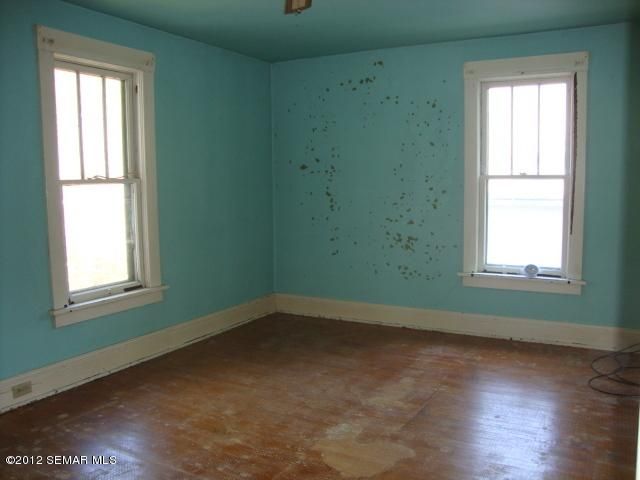 836 W 7th St, Winona, MN 55987