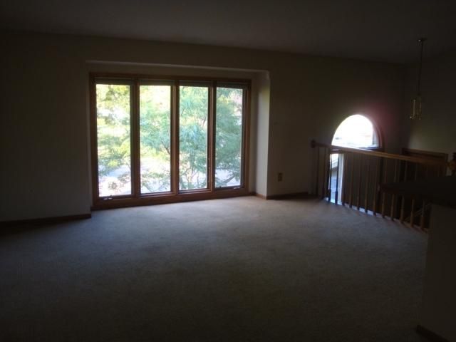 5905 Fairway Dr NW, Rochester, MN 55901