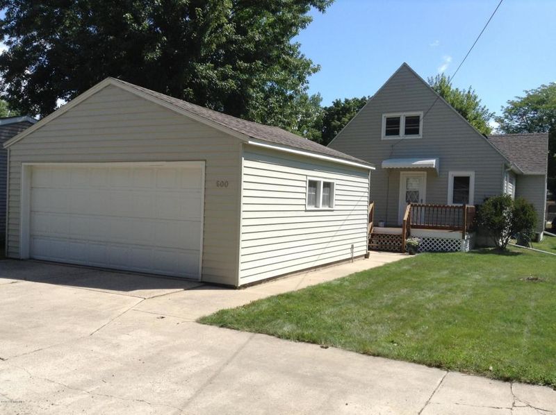 600 10th St SW, Austin, MN 55912