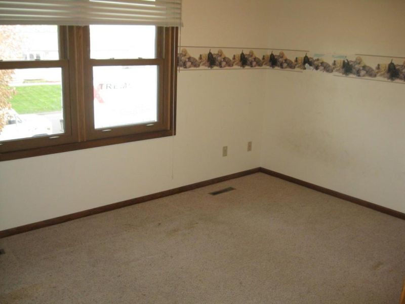 311 Pine Ave, Eyota, MN 55934