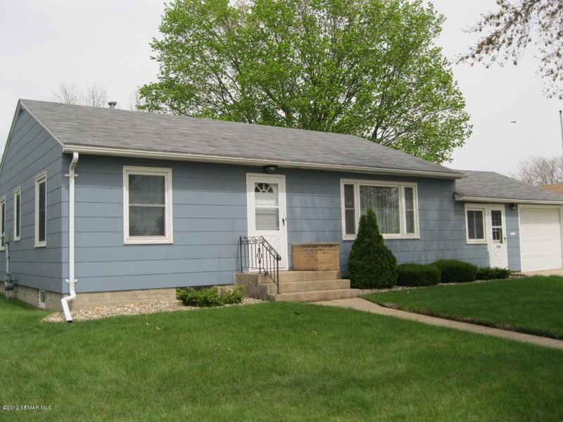1506 2nd Ave NW, Austin, MN 55912
