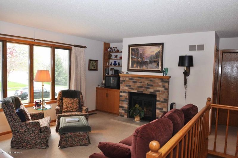 4317 1st St NW, Rochester, MN 55901