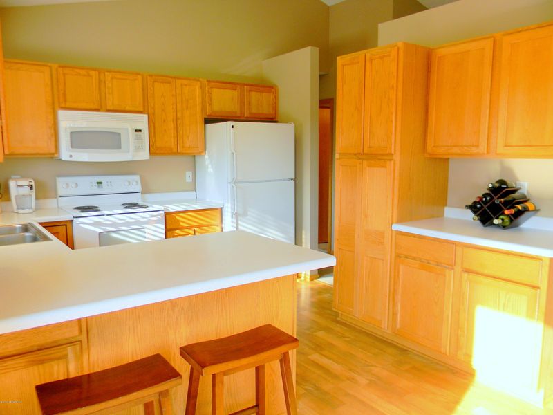 5925 Redbud Ln NW, Rochester, MN 55901
