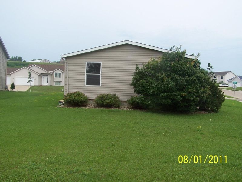 3894 Winesap Dr NW, Rochester, MN 55901