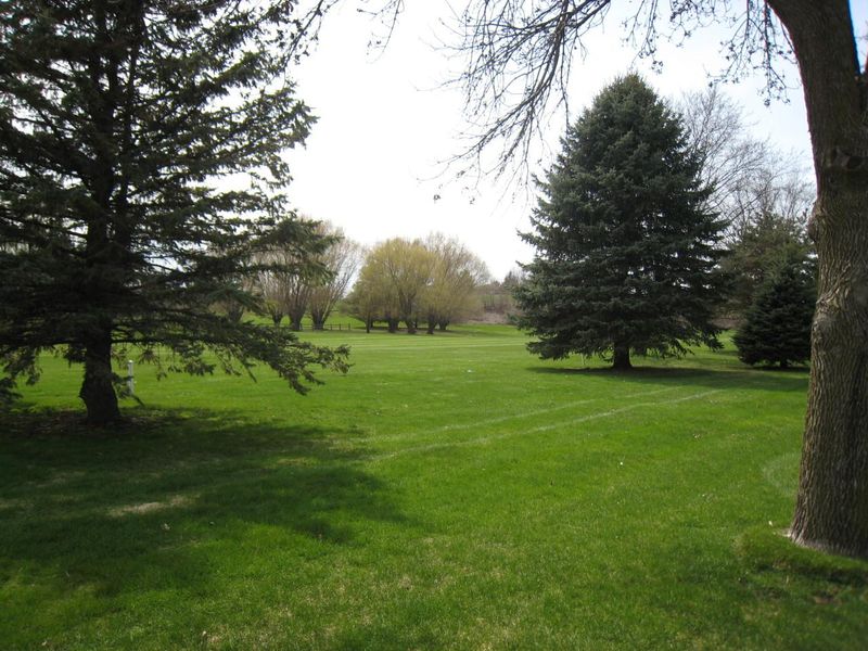 4886 Tee Ct SW, Rochester, MN 55902