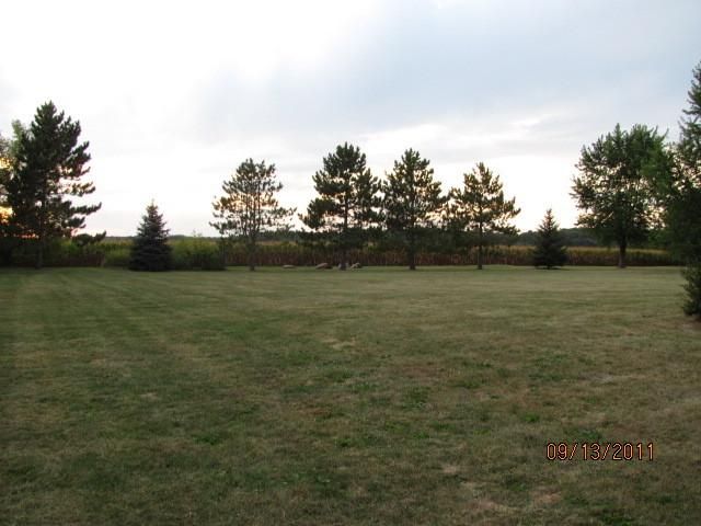 735 Campbell Ct SW, Pine Island, MN 55963