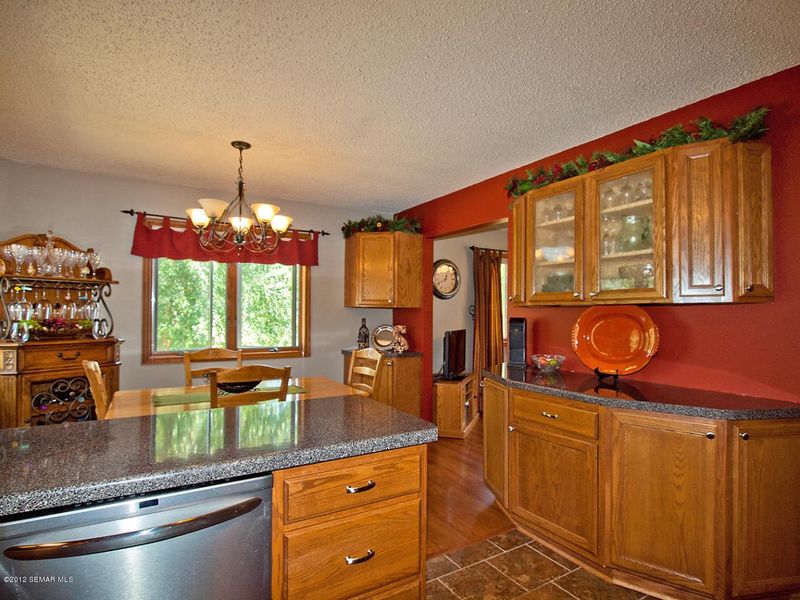 39123 K C Dr, Winona, MN 55987