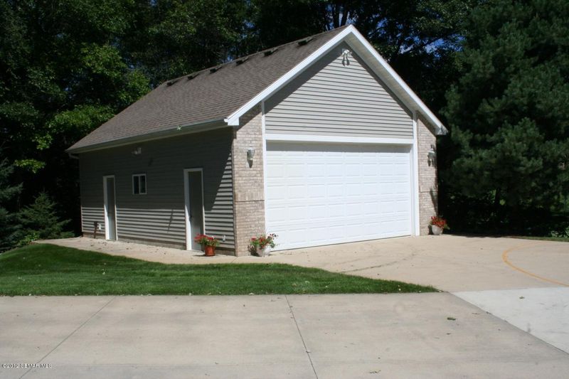 305 13th Ln SW, Oronoco, MN 55960