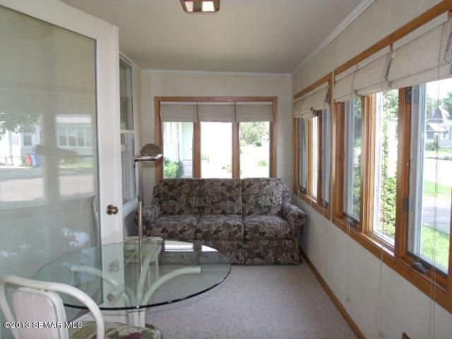 413 W 9th St, Winona, MN 55987
