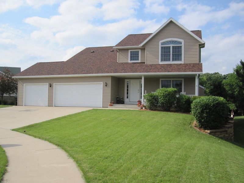 4425 4th Pl NW, Rochester, MN 55901