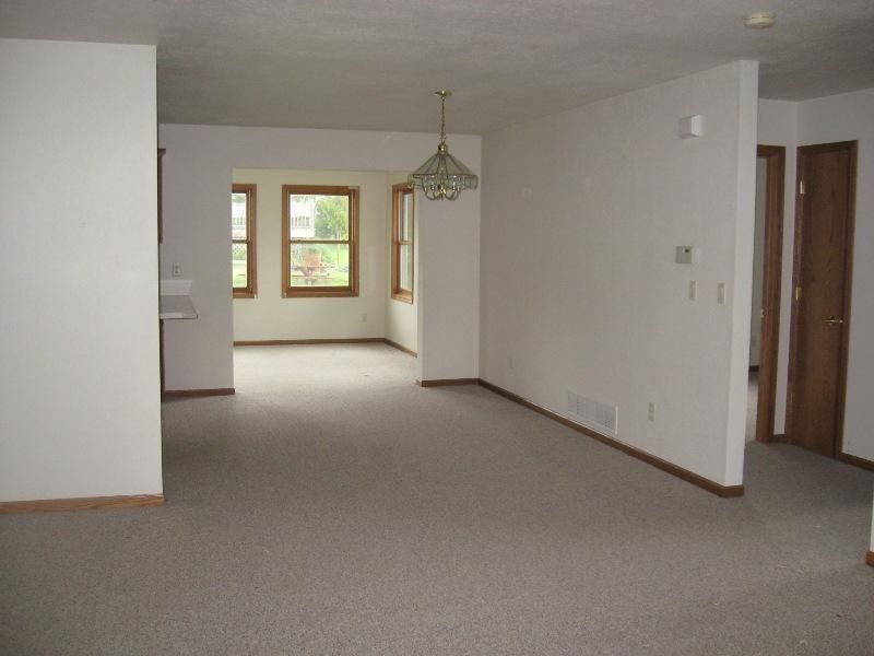 101 Cherrywood Dr, Mabel, MN 55954