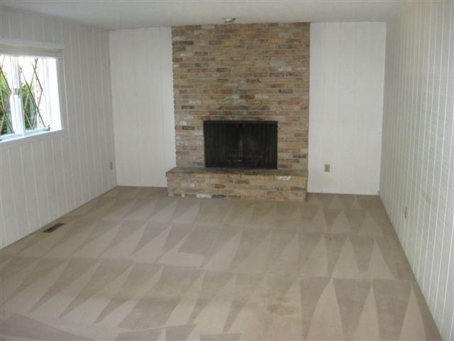 1554 Wilshire Dr NE, Rochester, MN 55906