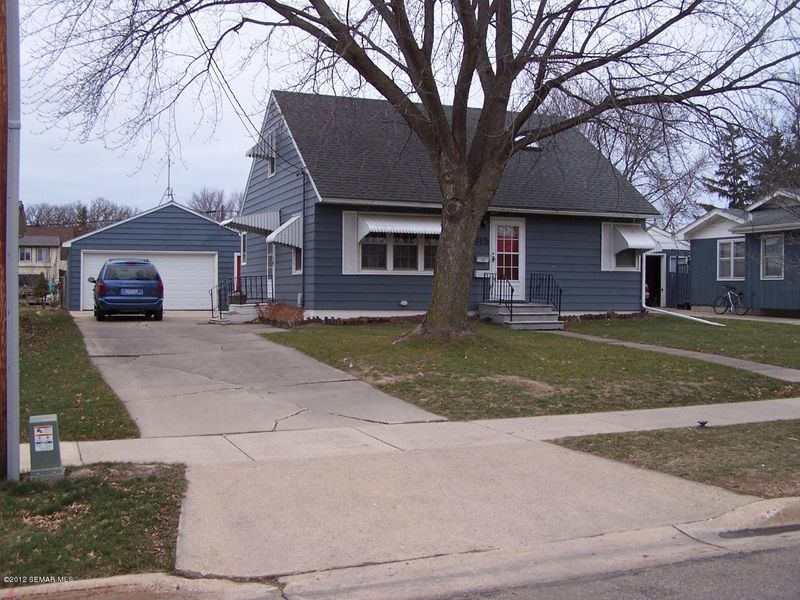 1915 4th Ave NE, Austin, MN 55912