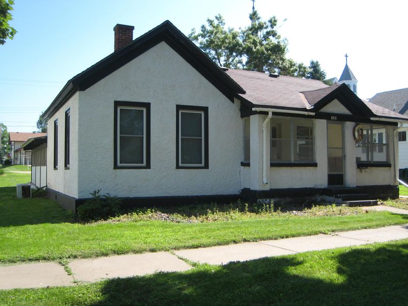 124 4th Grant Blvd W, Wabasha, MN 55981