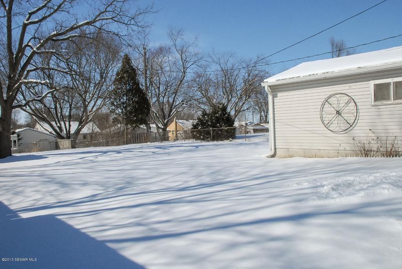 3559 6th St NW, Rochester, MN 55901