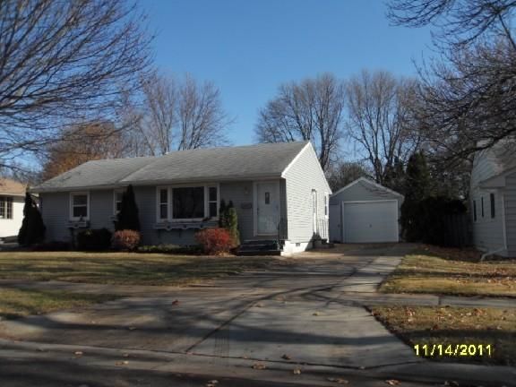 400 20th St NW, Austin, MN 55912