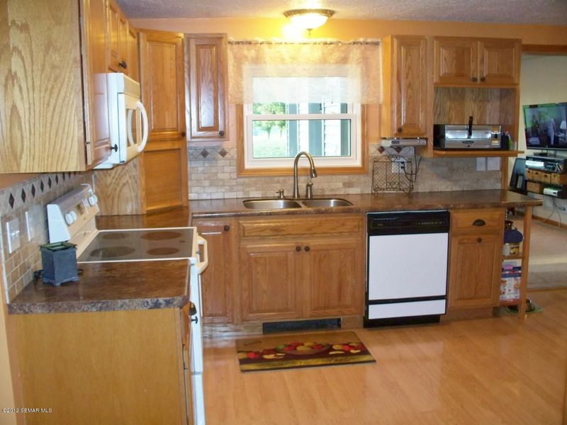 405 E North St, Rushford, MN 55971