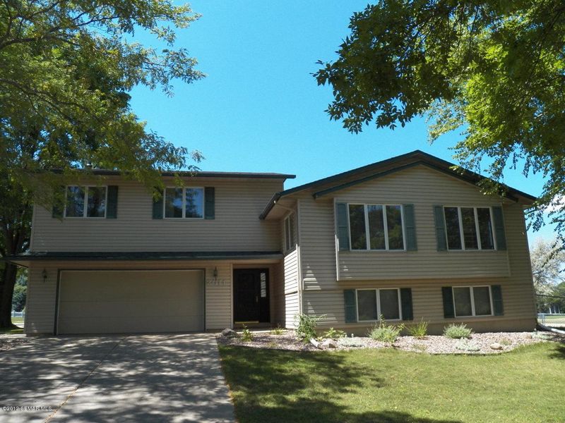 2011 9th Ave SE, Rochester, MN 55904