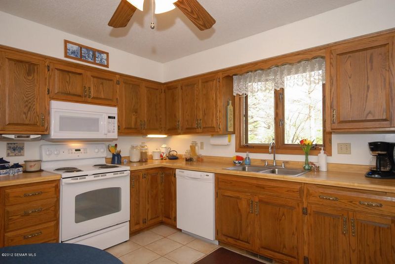 2604 Oslo Ct NE, Rochester, MN 55906