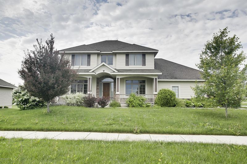 320 Lehman Dr NE, Byron, MN 55920