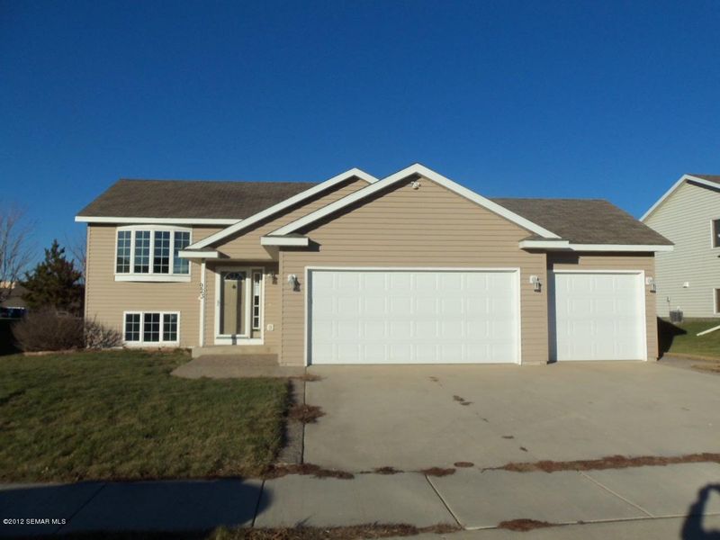 923 4th St NE, Byron, MN 55920