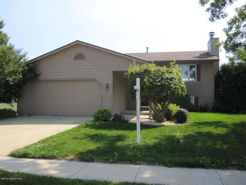 5524 44th Ave NW, Rochester, MN 55901
