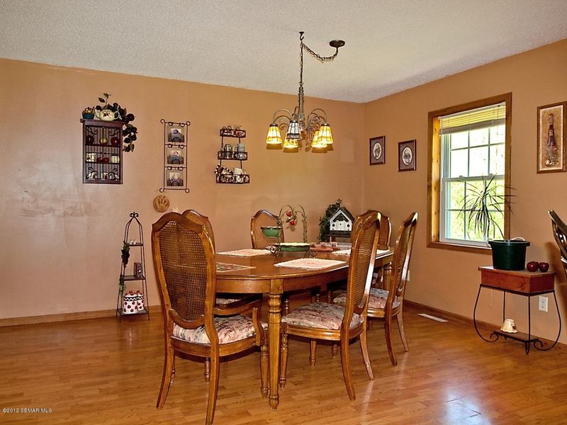 1072 State 76, Houston, MN 55943