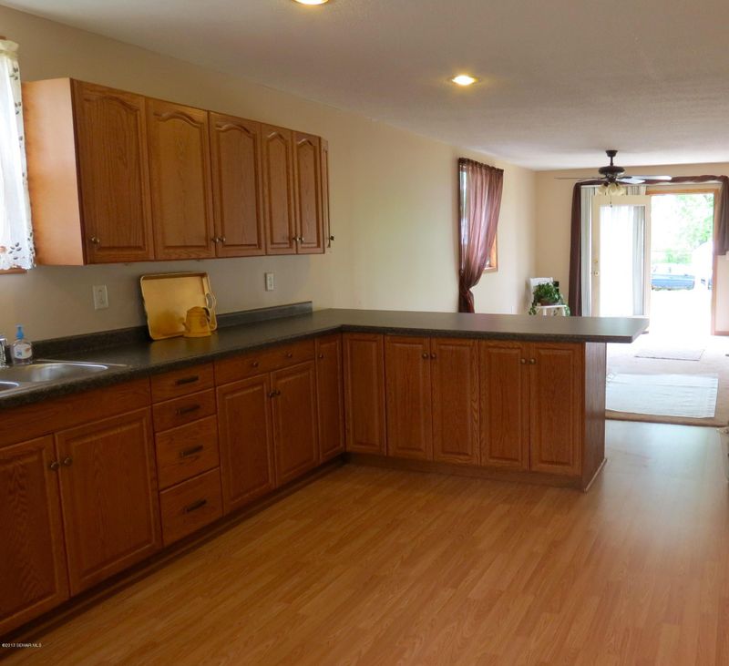 123 Front St E, Claremont, MN 55924