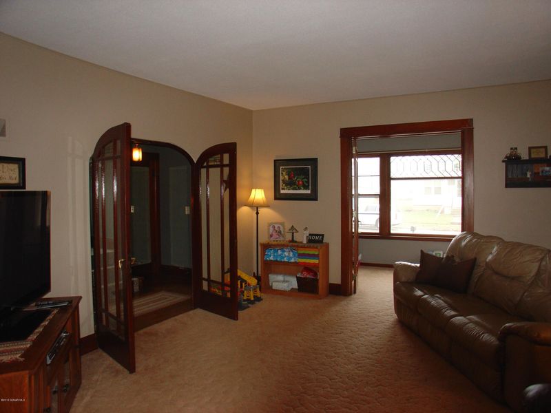 395 Harrison St, Lewiston, MN 55952