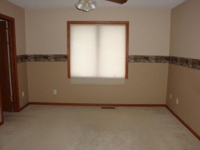 135 5th Ave SE, Dover, MN 55929
