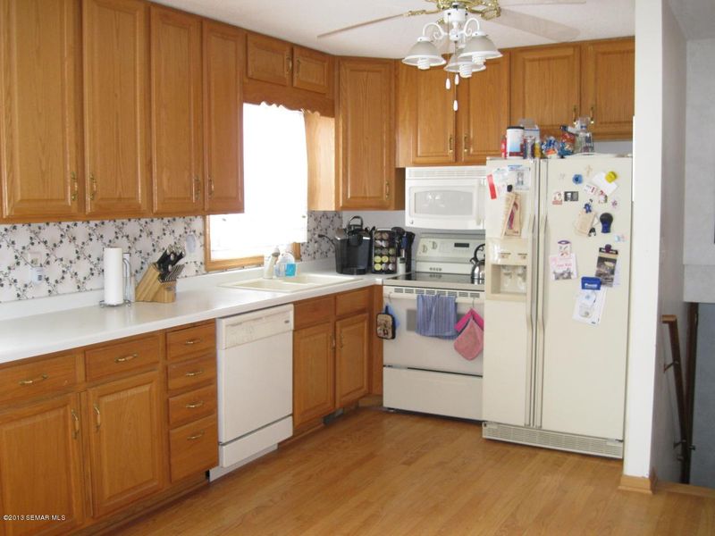 2616 E River Rd NE, Rochester, MN 55906