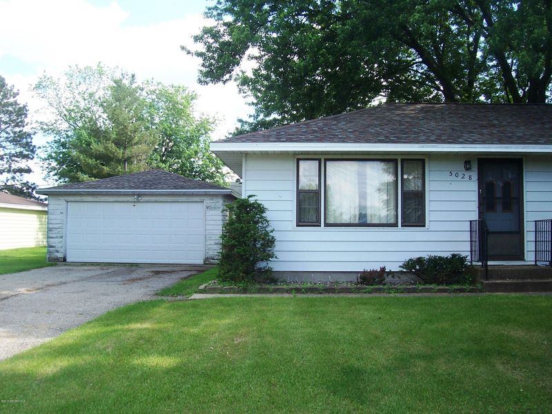 5028 15th St SE, Rochester, MN 55904